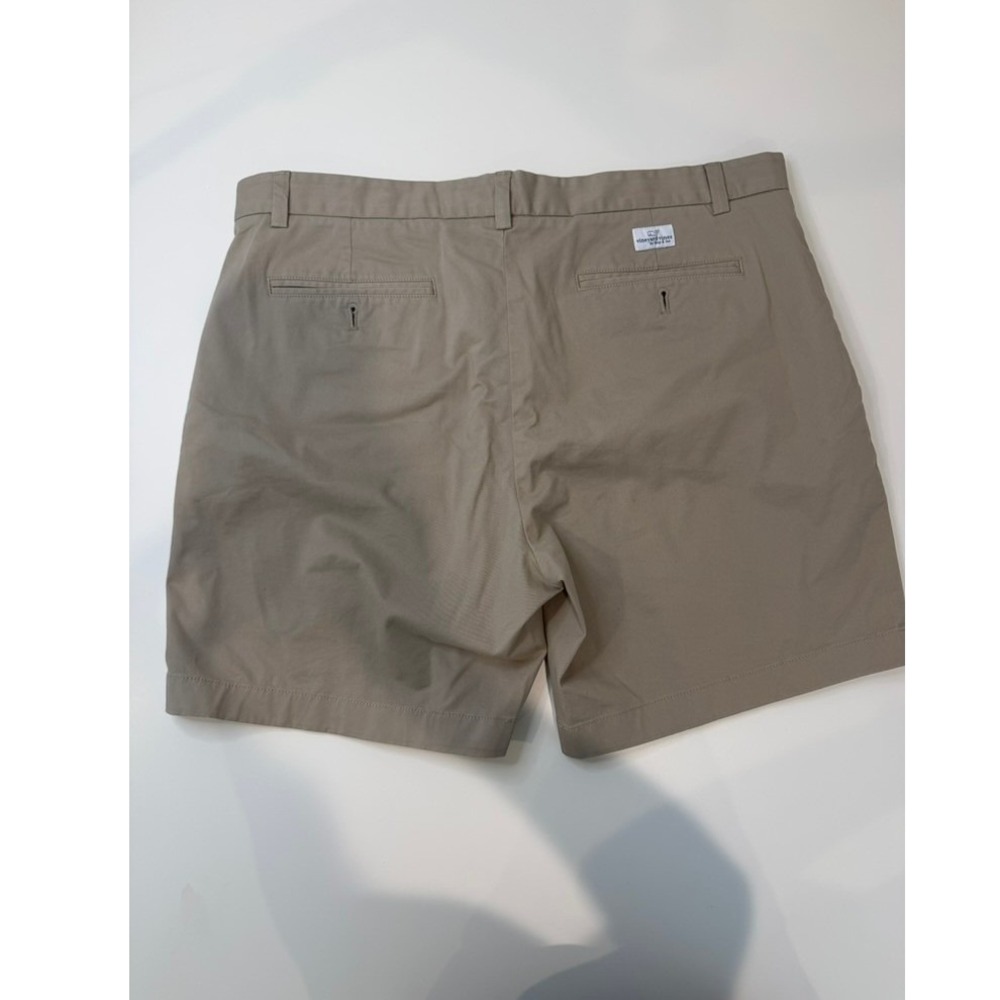 Vineyard Vines Mens Classic Flat Front Khaki Short 7 inch Seam Cotton/Spandex 36 - Picture 2 of 8